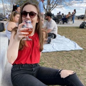 Meet your Posher, Rebecca